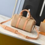 Louis Vuitton Keepall Bandoulière 25 Bag Beige 25cm M12627 - Image 5