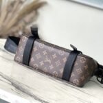 Super Vip 1:1 – Louis Vuitton LV Trail Messenger Bag Monogram Macassar Brown 31Cm M46972 - Image 5