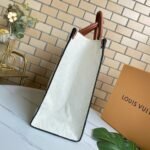 Louis Vuitton Onthego GM White Bag 41 cm - Image 3