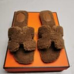 Hermes Oran Teddy Bear Slipper Sandals Cognac - Image 3