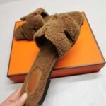 Hermes Oran Teddy Bear Slipper Sandals Cognac - Image 5