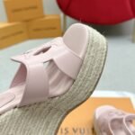 Louis Vuiiton LV Isola Wedge Sandal Rose 1AGYI1 - Image 5