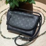 Super Vip 1:1 – Louis Vuitton Pulse Messenger Bag Monogram Black 26Cm M12681 - Image 2