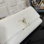 Super Vip 1:1 – Louis Vuitton Wallet On Chain Capucines Snow 23Cm M12265 - Image 6