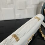 Super Vip 1:1 – Louis Vuitton Wallet On Chain Capucines Snow 23Cm M12265 - Image 7