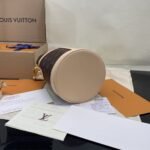 Super Vip 1:1 – Louis Vuitton Duffle Monogram Coated Canvas Beige 22Cm M43587 - Image 4