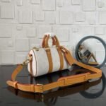 Super Vip 1:1 – Louis Vuitton Keepall Bandoulière 25 Off White 25Cm M15076 - Image 3