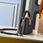 Louis Vuitton Capucines Mini Black 21Cm - Image 3