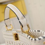 Fendi Peekaboo Iseeu Bag White 27Cm - Image 5