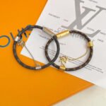Louis Vuitton Chain It Bracelet Gold M8578E - Image 5