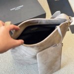 Saint Laurent Niki Supple Bucket In Suede Gray 40Cm - Image 7