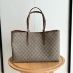 Gucci GG Emblem Large Tote Bag Beige And Dark Brown 38Cm  ‎815213 FAD6L 9758 - Image 3