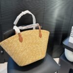 Gucci Medium Straw Tote With Patch Natural 27cm ‎779530 9AAE9 9541 - Image 3
