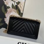 Super Vip 1:1 – Chanel Le Boy Chevron Black 25Cm - Image 3