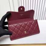 Chanel Quilted Trifold Wallet Red 19Cm - Image 6