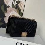 Super Vip 1:1 – Chanel Le Boy Chevron Black 25Cm - Image 4