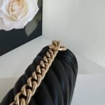 Super Vip 1:1 – Chanel Le Boy Chevron Black 25Cm - Image 5