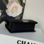 Super Vip 1:1 – Chanel Le Boy Chevron Black 25Cm - Image 6