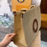 Louis Vuitton Onthego MM Natural Raffia Tan 30Cm M24723 - Image 5