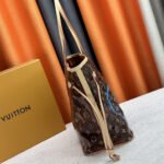 Louis Vuitton Dubai Nevefull MM Bag Blue 31Cm - Image 4