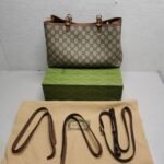 Gucci Emblem Small Tote Bag Beige And Dark Brown 31cm - Image 2