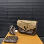 Gift set: Louis Vuitton Passy Monogram Canvas 23Cm M45592 - Image 3