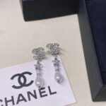 Chanel CC Crystal Star And Pearl Earrings Silver - Image 4