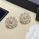 Chanel Stud Earrings Gold - Image 3