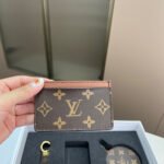 Gift set: Louis Vuitton Neverfull BB Bag Beige 24Cm M46705 - Image 8