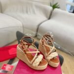 Valentino Garavani Woven Raffia Wedge Espadrilles Farfetch Beige - Image 2
