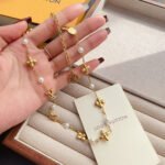 Louis Vuitton Louisa Necklace Gold M01610 - Image 5