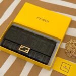 Fendi Baguette Continental Wallet With Chain Black 19Cm 8M0365AAJDF0KUR - Image 5