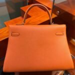 Hermes Kelly Gold Hardware Orange Epsom 35Cm - Image 3