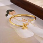 Louis Vuitton LV Iconic Flower Bracelet Gold M1197S - Image 2