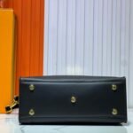 Louis Vuitton On My Side PM Bag Black 30Cm M57728 - Image 4