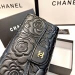Chanel Camellia Embossed Flap Wallet Black 19Cm - Image 4