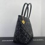 Perfect Match: Chanel Medallion Tote Bag 30cm X Chanel Classic Card Holder Black 15cm - Image 3