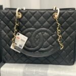 Chanel Caviar Grand Shopping Tote Black 33cm - Image 2