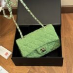 Chanel Classic Handbag Green 20cm A01112 B17081 NY822 - Image 7