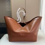 Saint Laurent Y Tote In Leather Brown 36cm 817602AAEC36359 - Image 3
