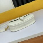 Dior Bobby East West Flap Bag White 20cm M9327UMOL M030 - Image 2