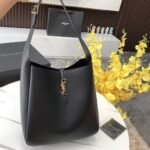 Saint Laurent Le 5 À 7 Supple Large Black 30cm 753837AAAUQ1000 - Image 2