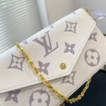 Louis Vuitton Pochette Félicie Bag In Latte And Bubble Tea 22cm - Image 2