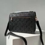 Louis Vuitton Métis Pochette Bag Black 25cm M41487 - Image 2
