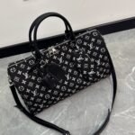 Louis Vuitton Speedy Bandoulière 40 Bag Black 40cm - Image 3