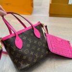 Louis Vuitton Neverfull Bandoulière Inside Out Rose Pondichery 20cm M12106 - Image 2