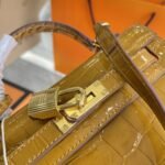 Hermes Mini Kelly Handbag Alligator Brown 22cm - Image 2