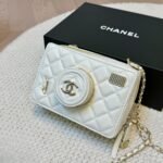 Chanel Camera Bag Lambskin White 18cm AS4817 B16255 10601 - Image 2