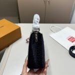 Louis Vuitton Capucines Alligator Black 20cm N92173 - Image 5
