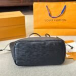 Louis Vuitton Neverfull MM Epi Leather Black 32cm M11930 - Image 4